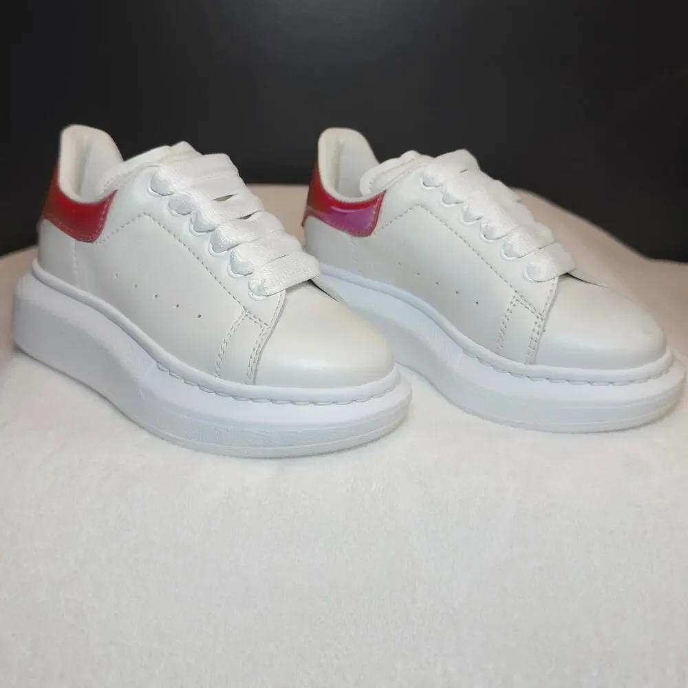 Alexander McQueen Molly Oversized 'White Hologram' | 9C/25eu